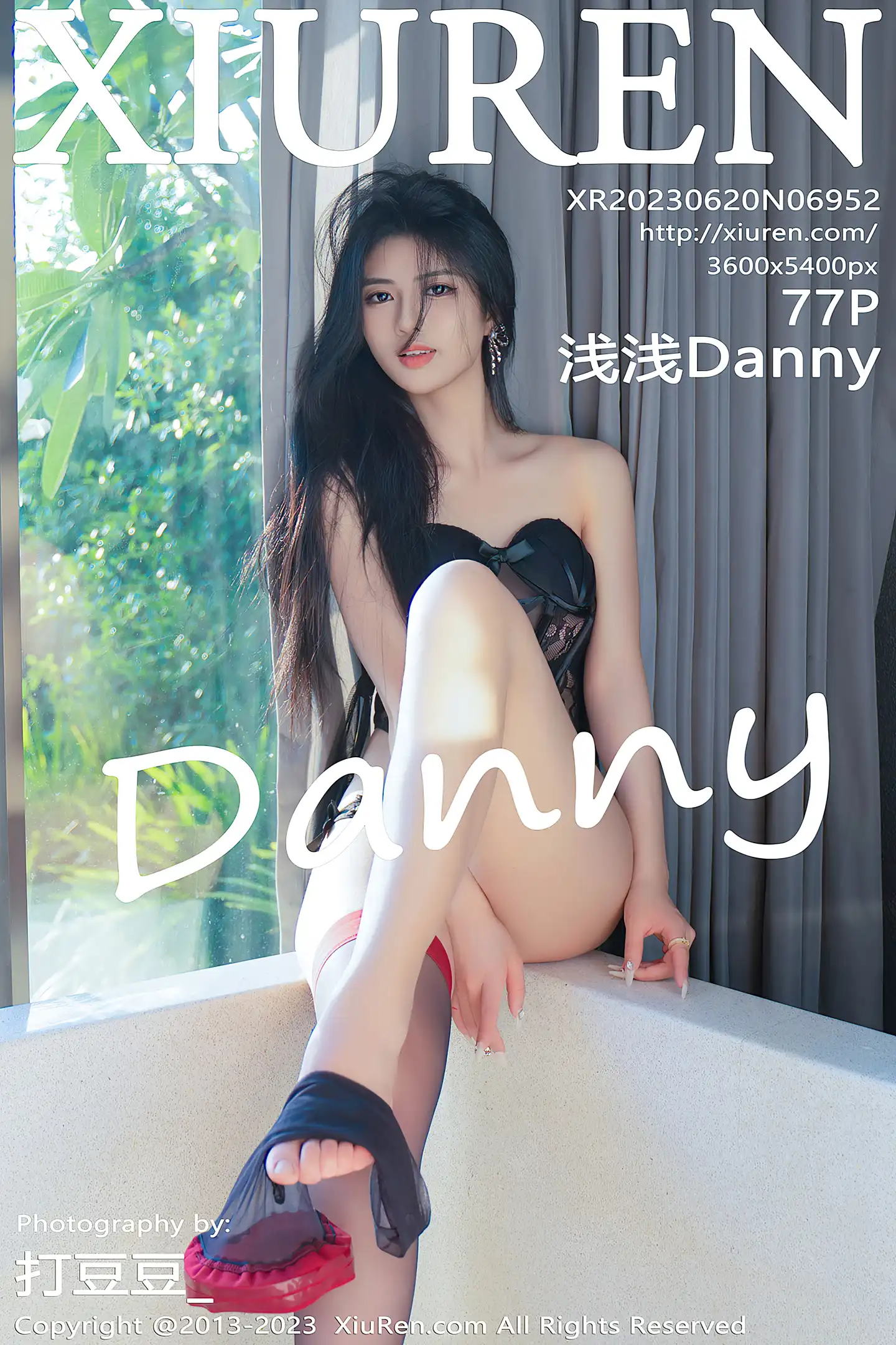 [XiuRen秀人网]No.6952_模特浅浅Danny性感黑色薄纱蕾丝情趣服饰秀丰腴身姿诱惑写真77P-秀人网 - XiuRen.Space